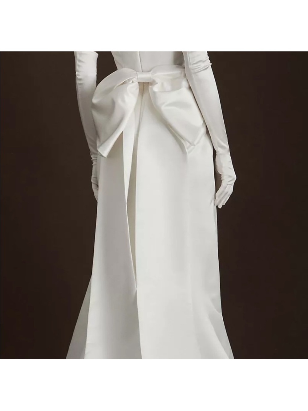 ISO Wtoo By watters laurie gown bow!!